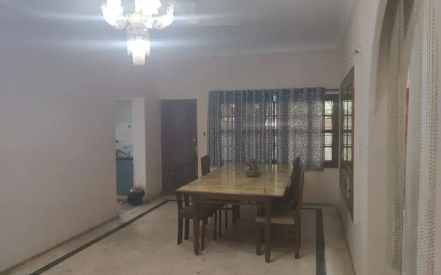 Akshatha Home Stay