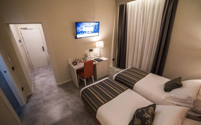 Cinque Terre Gateway