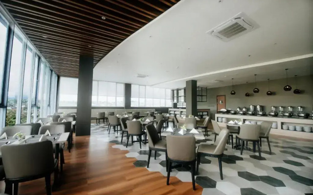 Rogers Hotel Manado