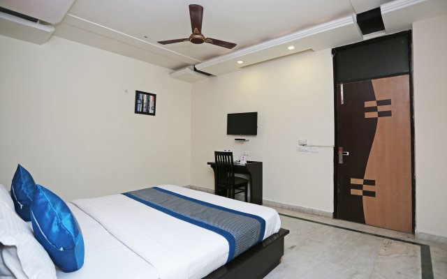 OYO 9720 Home Stay Virat Residency