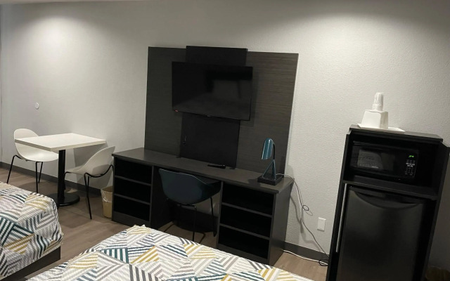 Motel 6 San Diego, CA - Southbay