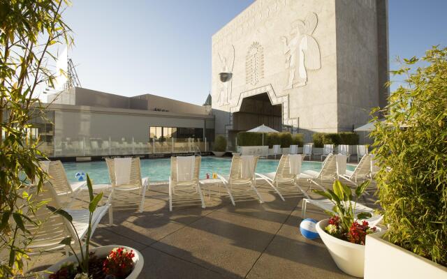 Loews Hollywood Hotel