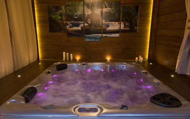 LUNA HOME Jacuzzi Love Relax