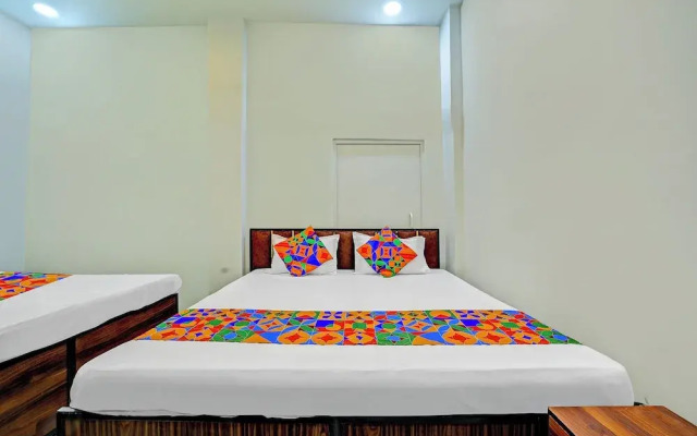 Fabhotel Bharti Palace