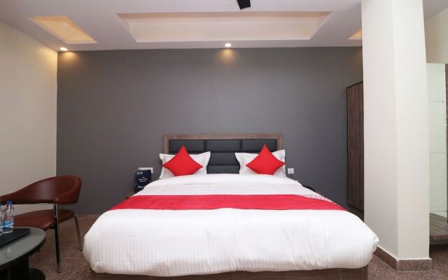 OYO 36848 Embellish Inn