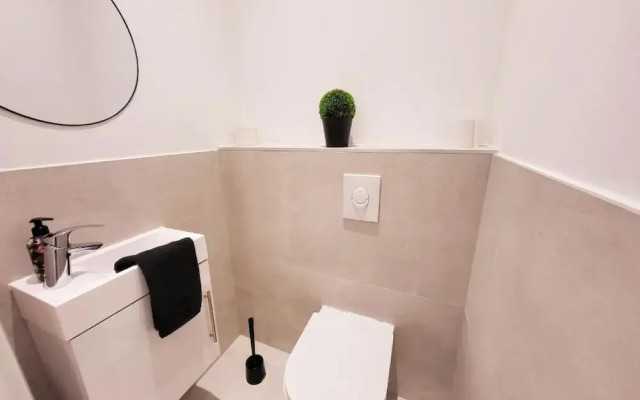 Novara City Apartment