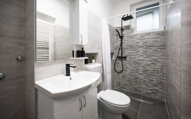 Modern Studio Apartment in the Old Town