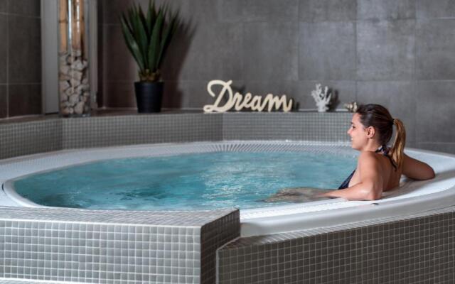 SOWELL COLLECTION Hôtel du Roi & SPA