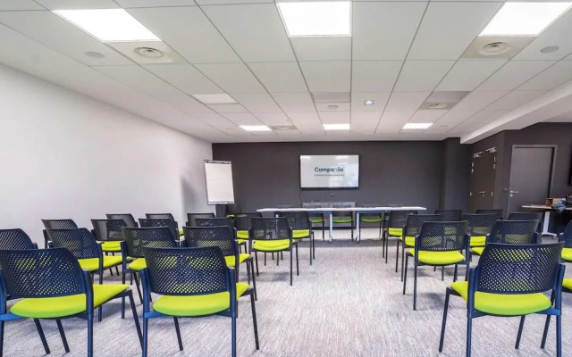 Campanile Marseille Est - Aubagne