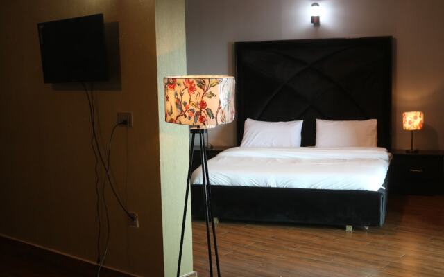 Frontier Tower Hotel