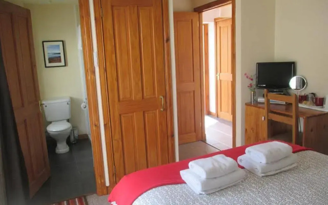 Rooms at Elmbank near Loch Ness