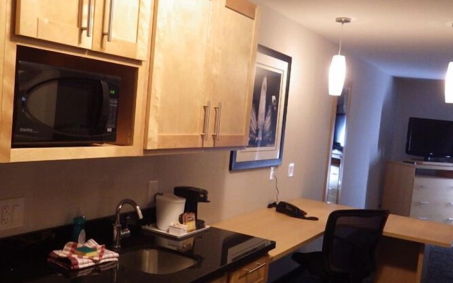 Western Star All Suites Carnduff