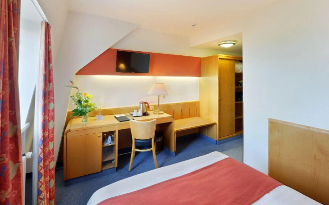Aulac – Guest Rooms – Lausanne