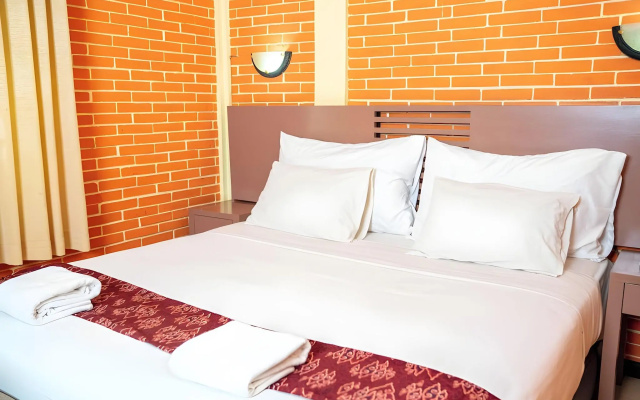 The Tavia Riverside Resort & Convention – Guest Rooms – Megamendung