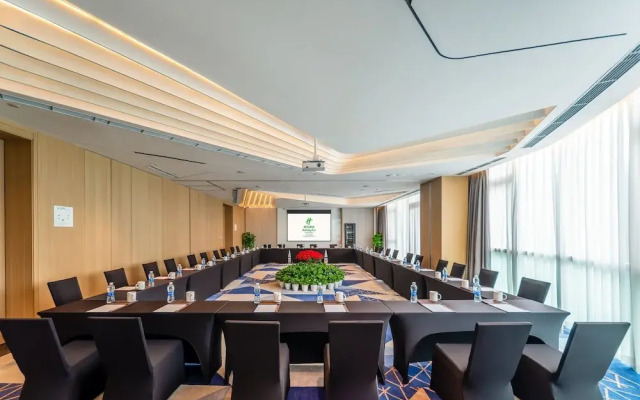 Holiday Inn Chongqing Data Valley by IHG
