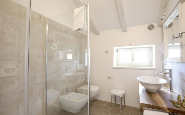 Villa Italia Luxury Suites and Apartments