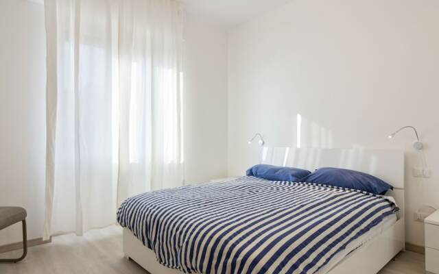 Cosy Apartment in Moneglia With Balcony