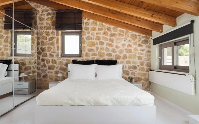 Aeolia Villa Athenian Riviera