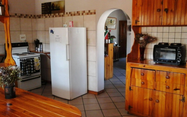 Jembjo's Knysna Lodge & Backpackers