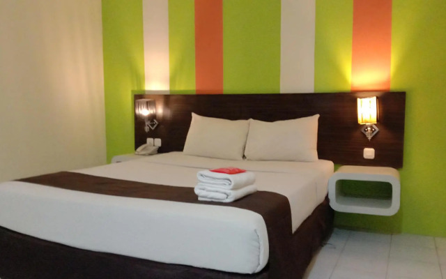 Pose In Hotel Yogyakarta