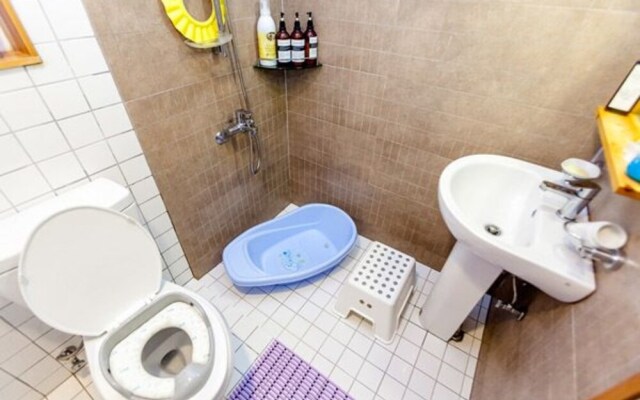 Jeju Sim 129 Kids & Couple Pension