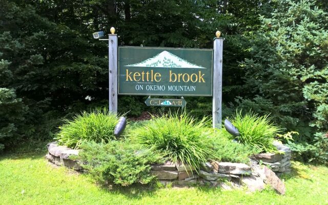 Kettlebrook - 2 Br Condo