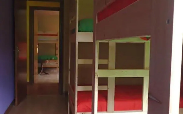 Albergue Los Avellanos - Hostel