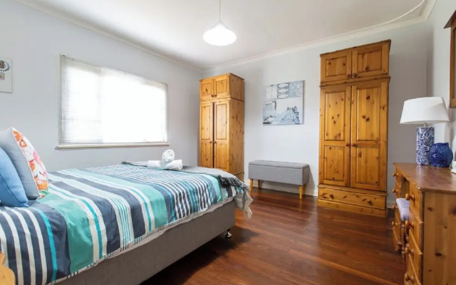 Relax and Unwind at Otters Retreat