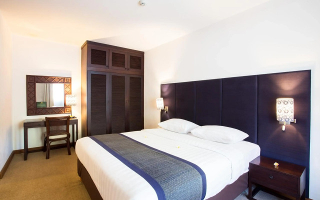 Plagoo Holiday Hotel