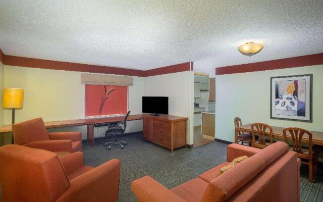 La Quinta Inn & Suites Springdale