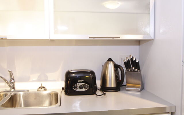 Downtown Loft Style Condo Heated Parking