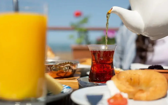 Mazar Pyramids Hotel