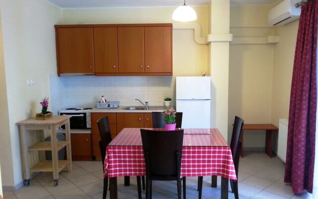 Vasilis Rooms - Apartments