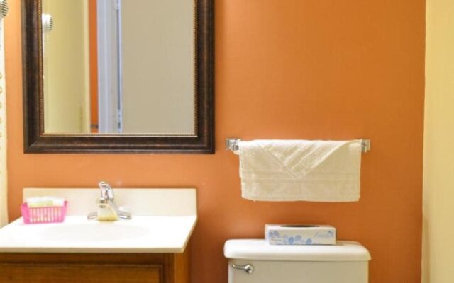 Enfirld Inn and Suites Bradley Airport