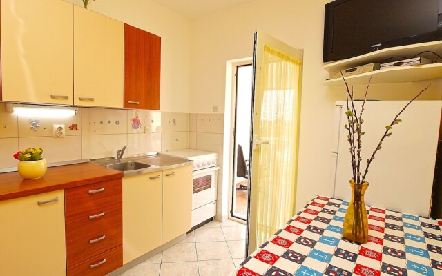 Apartment Neven 810