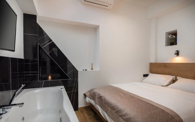 Top Rooms
