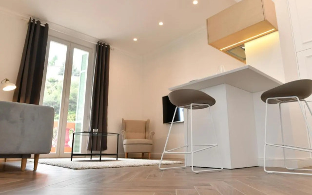 1 bedroom Apartment next to Monaco