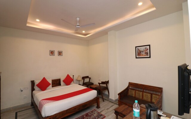 OYO 27759 Hotel Rajputana