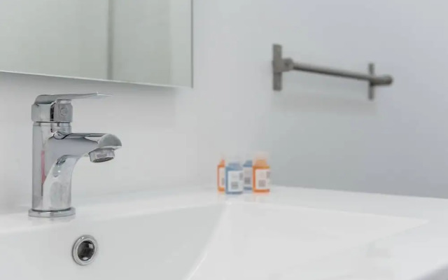 Guestready - Over the Rooftop - Balcony