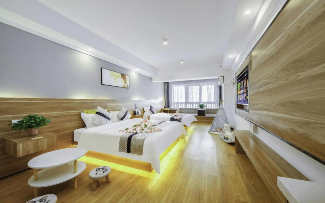 Zhengzhou Meicheng Qingya Hotel