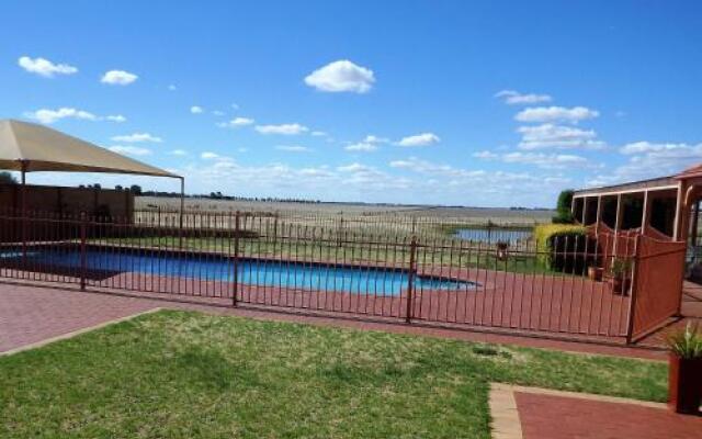 Fairways Bed & Breakfast at Jerilderie