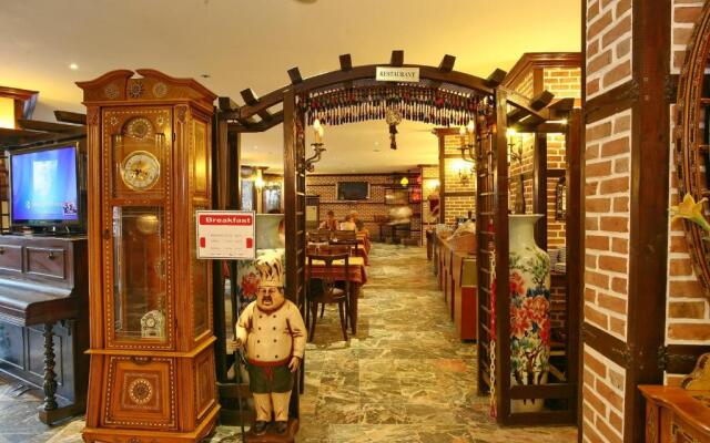 Fatih Hotel Kleopatra