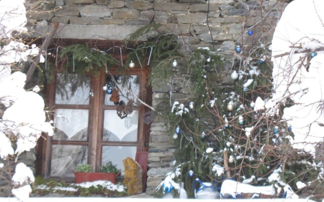 Apartment With 2 Bedrooms in Montrigon, With Wonderful Mountain View,