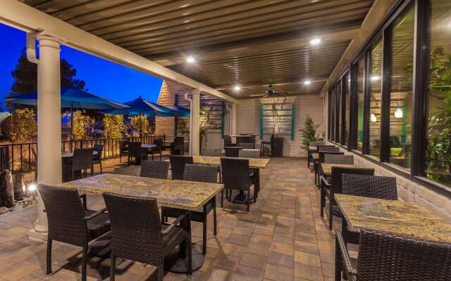Wyndham Visalia