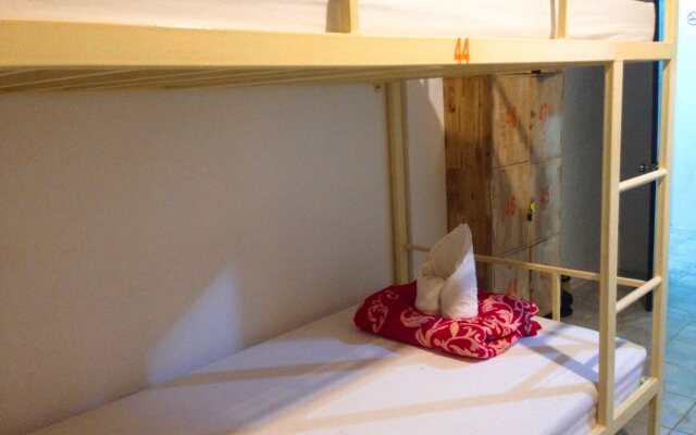 Vongprachan Backpackers Hostel
