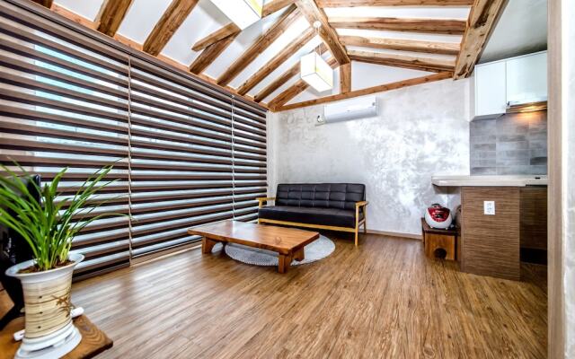 Full House Billewat Jeju