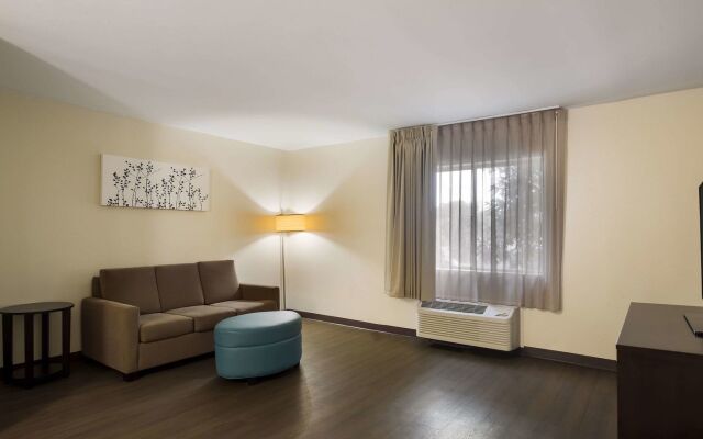 Sleep Inn Savannah Midtown