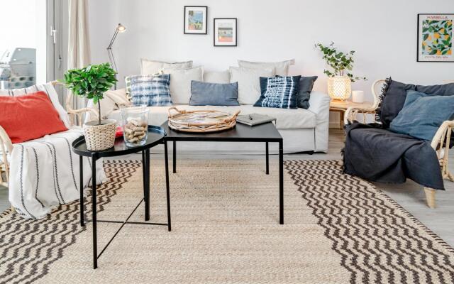 LM4.1B- Modern & Spacious family apartment