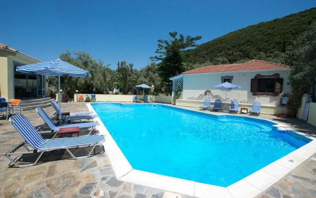 Ilios Hotel and Villas