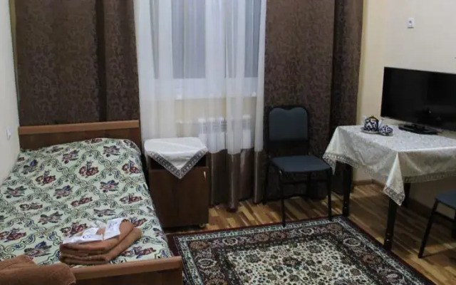 Inn Paxtasanoat Ilmiy Markazi